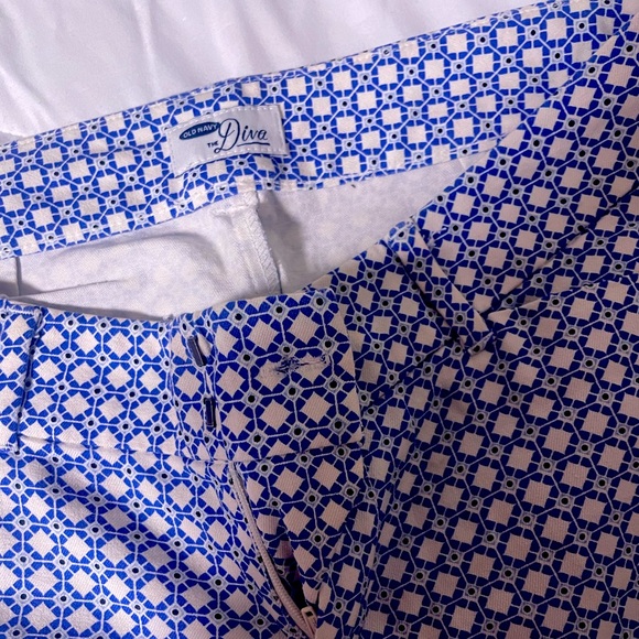 Old Navy Dixie dress Pants (Size 4) - Picture 2 of 4